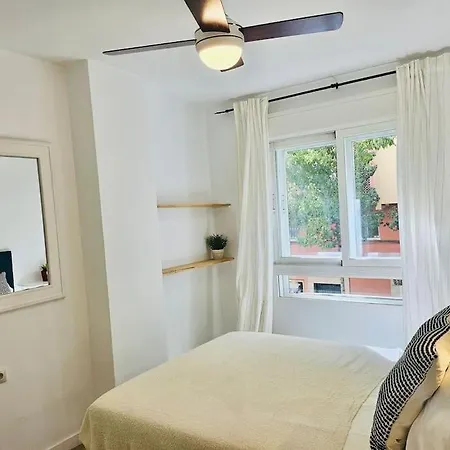 Centrico Piso Con 2 Camas De Matrimonio *